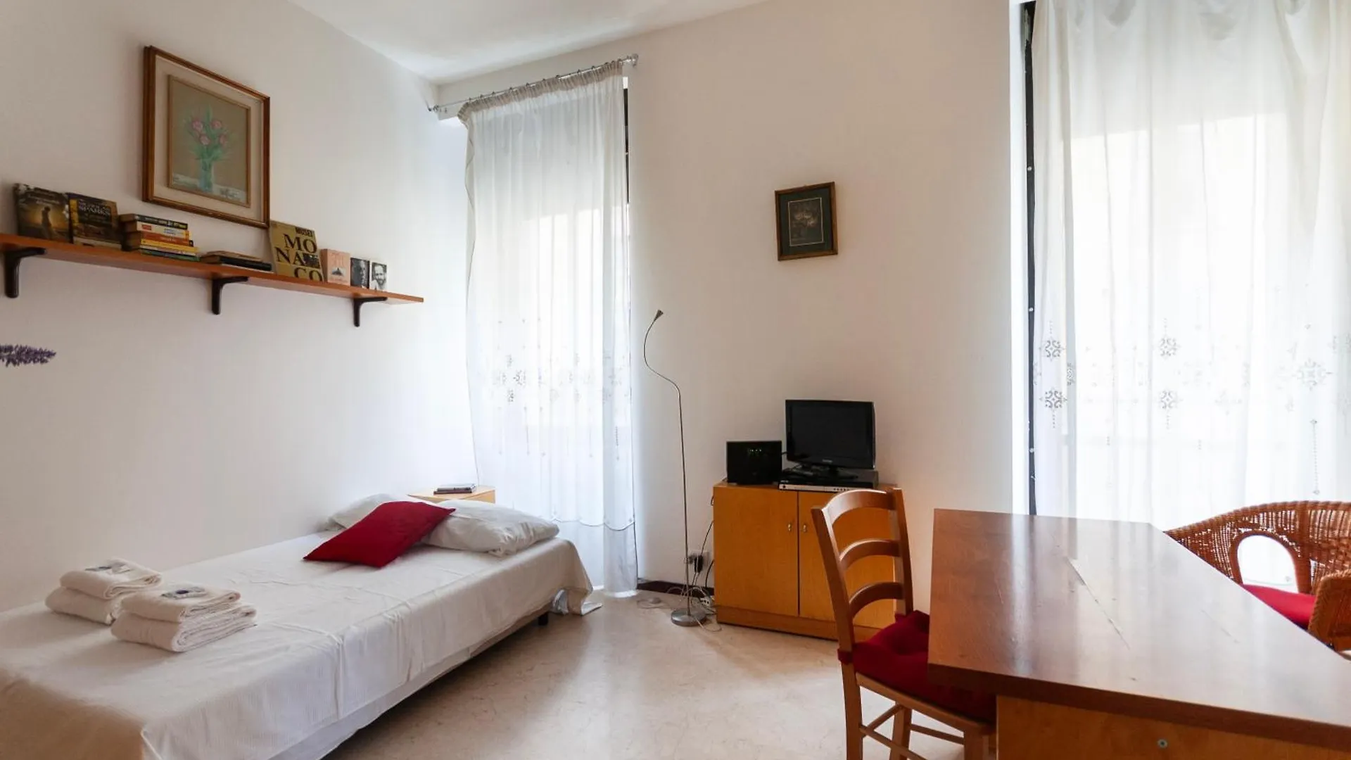Youhosty - Lecco 11 Milan